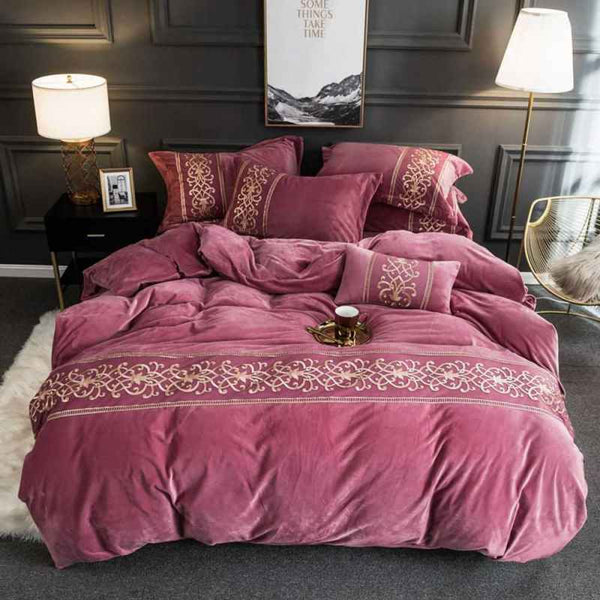 Embroidered velvet Duvet Set - Pink